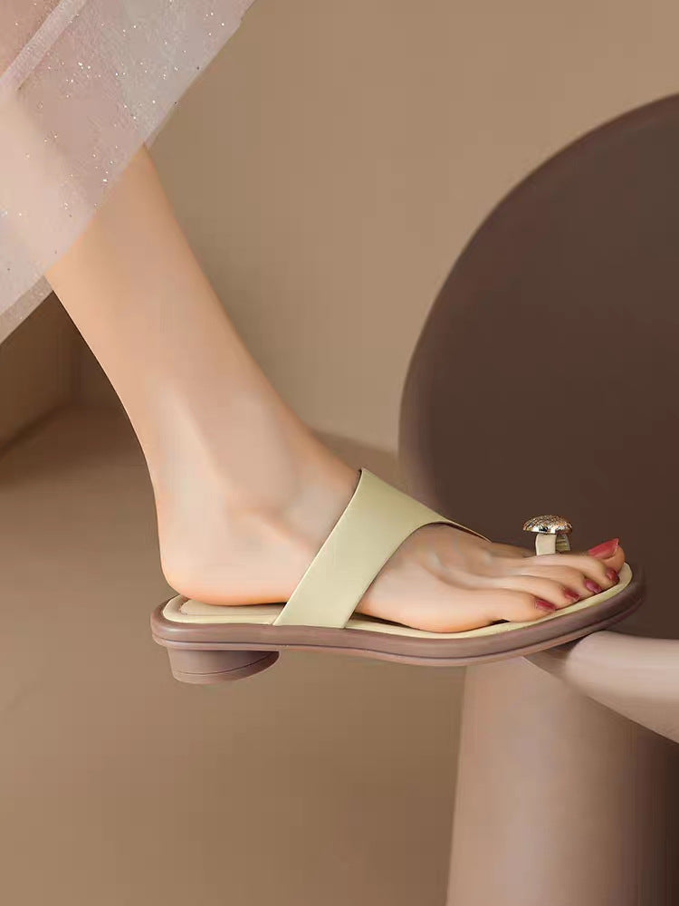 DAISY Leather Sandals