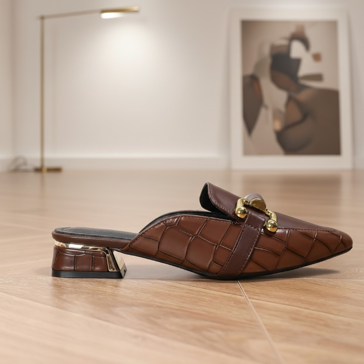 GERALDINE Pointed-Toe Mule Loafers