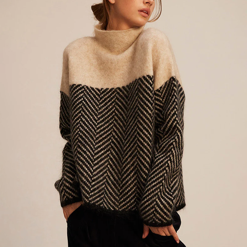 Isabelle – Trendy High-Neck Sweater